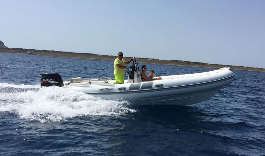 Favignana and Levanzo: Island Tour by Rib Boat from Trapani