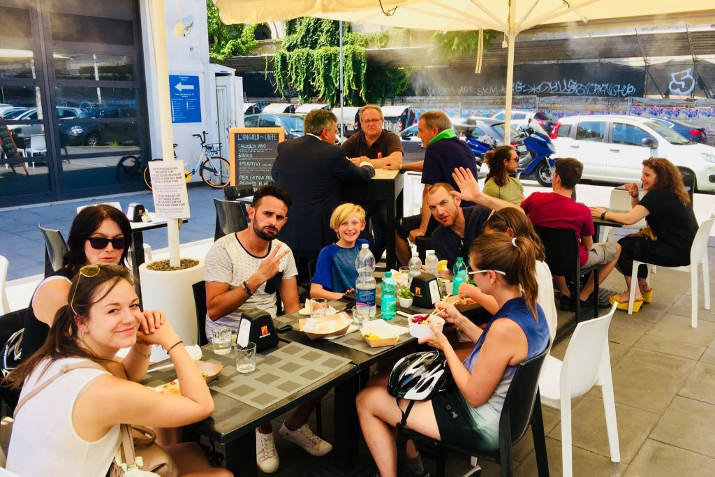 Rome: E-Bike City Tour + Local Street Food
