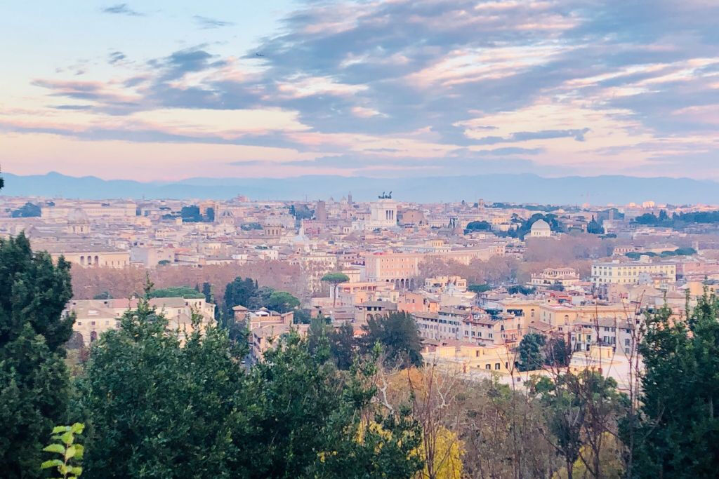 Rome: E-Bike City Tour + Local Street Food