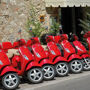 Chianti: Tour panoramico in Vespa + biglietti per la degustazione di vini