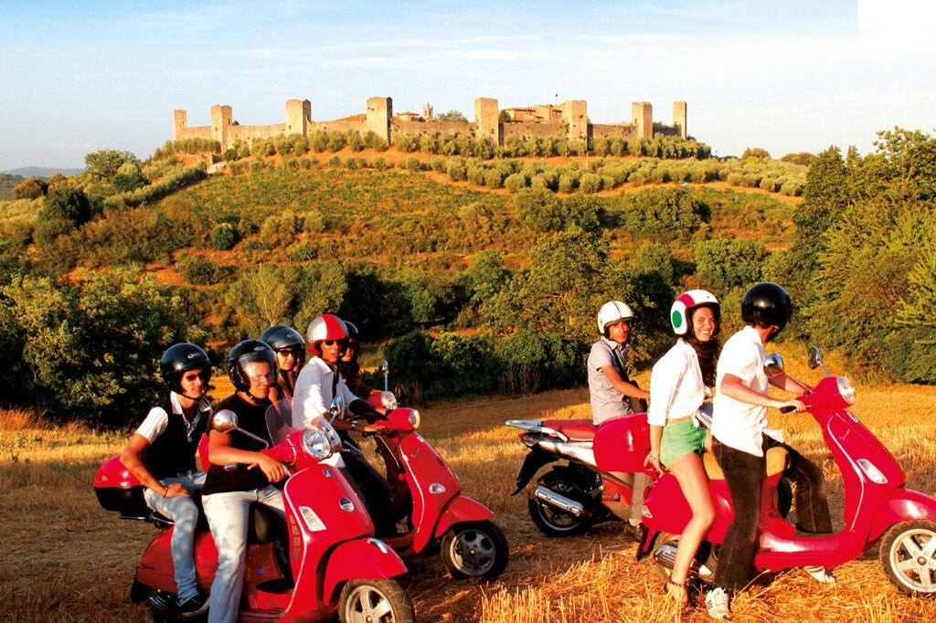 Chianti: Excursión panorámica en Vespa + Entradas para Catas de Vino