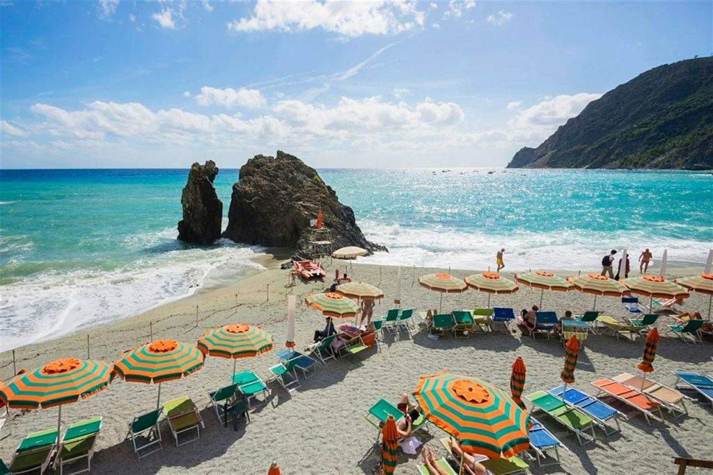 Cinque Terre: Tour in barca da La Spezia + Aperitivo e bevande a bordo