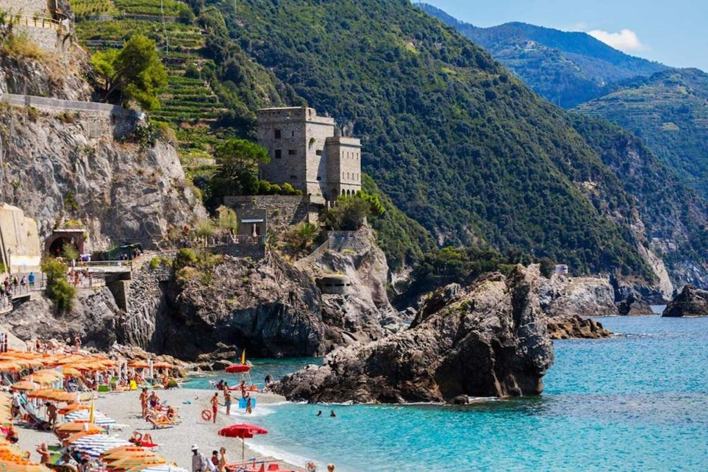 Cinque Terre: Tour in barca da La Spezia + Aperitivo e bevande a bordo