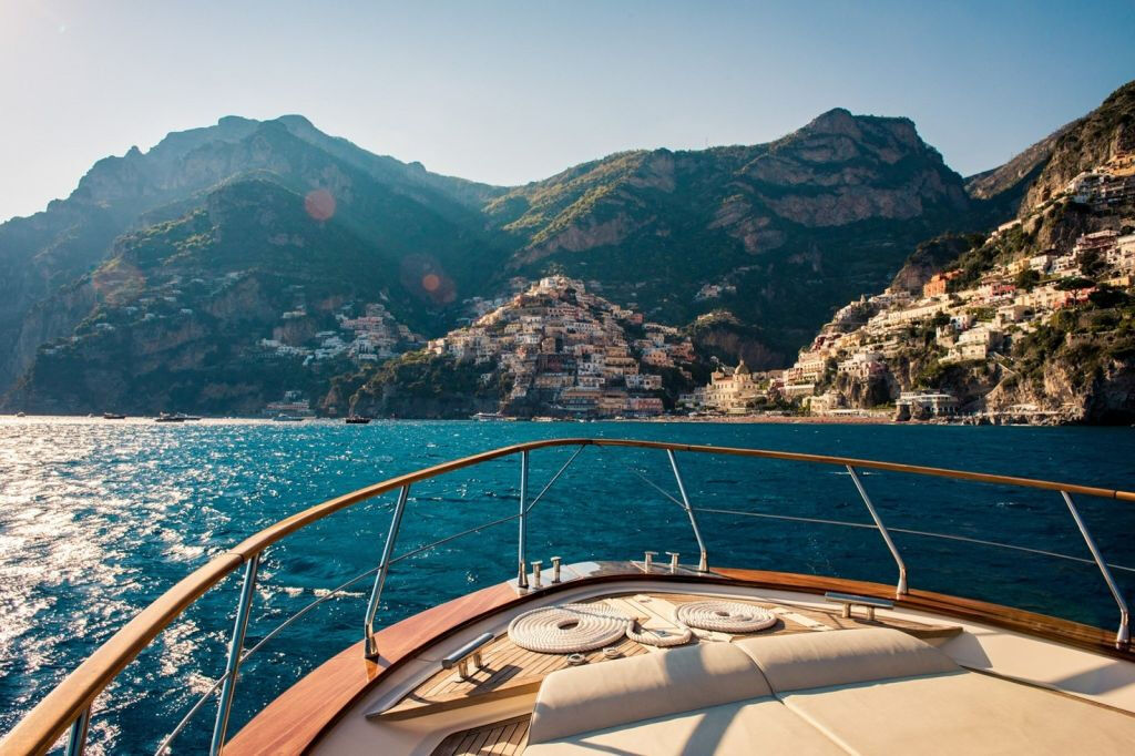 Amalfi e Positano: passeio de barco para pequenos grupos saindo de Nápoles