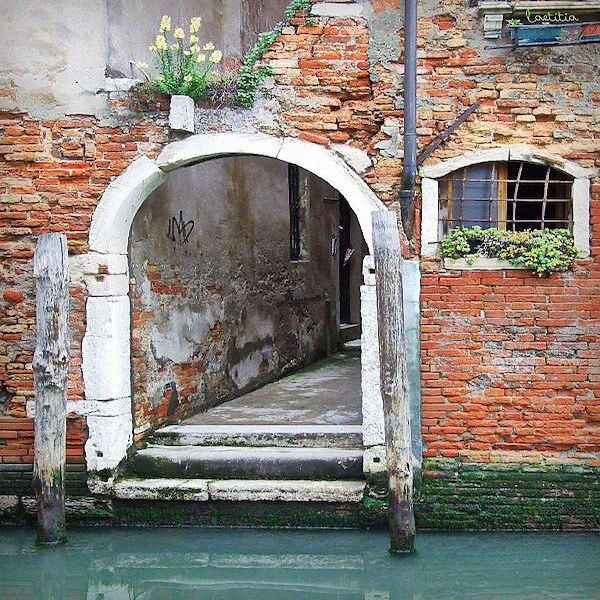 Venice Rialto & Jewish Quarter: Guided Walking Tour