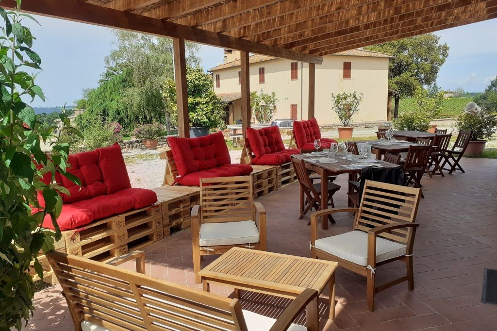 Chianti: visita guiada a uma vinícola + quatro degustações de vinho Chianti + degustação de bruschetta e queijos