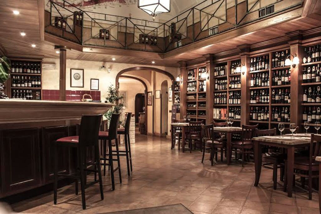 Rome: Luxury Gourmet Dinner with Wine Pairing
