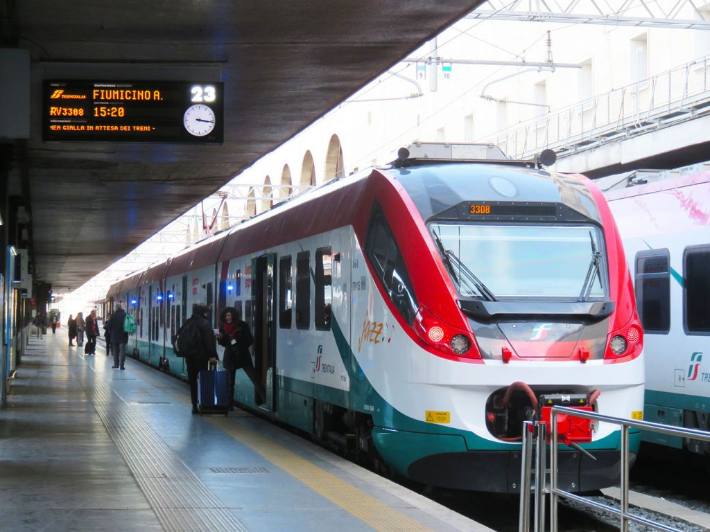 Leonardo Express: High Speed Train from Fiumicino Airport to Rome City Center