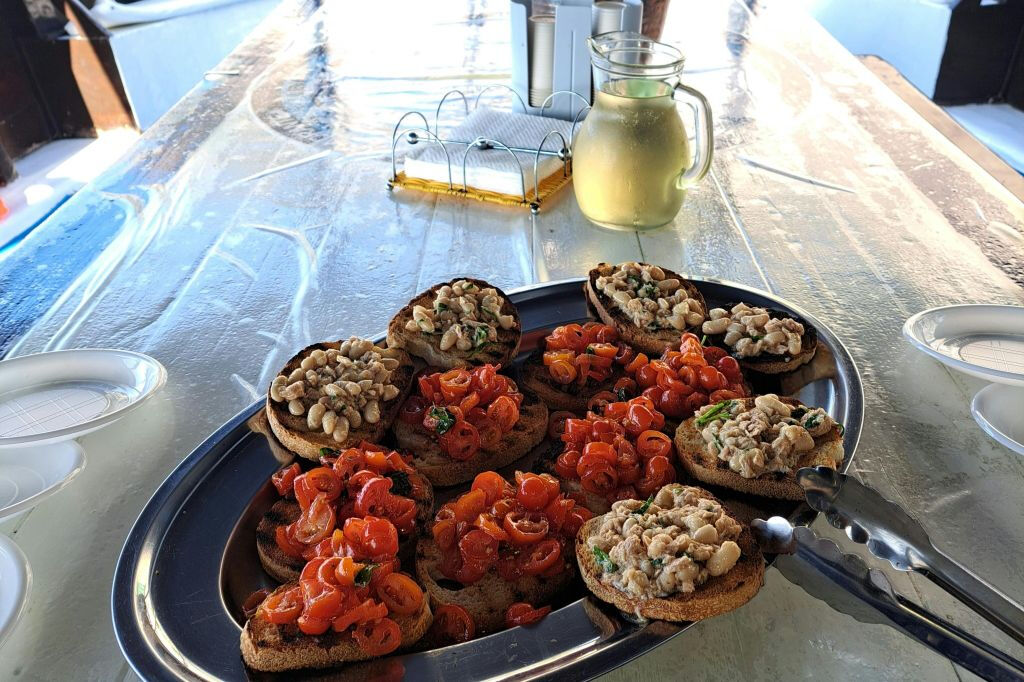 Cruzeiro de um dia para descobrir Ischia com almoço