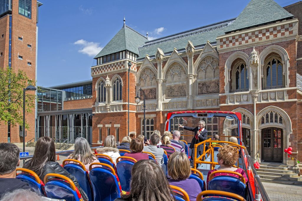 Bus turístico por Stratford-upon-Avon