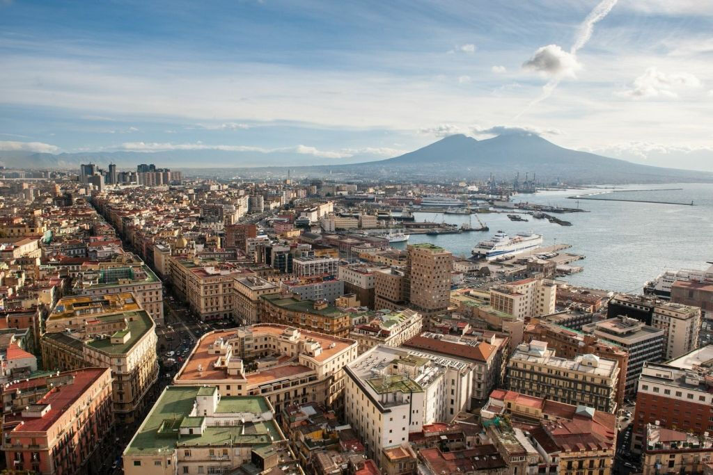Nápoles: Traslado en tren Porta Nolana desde/hacia Sorrento