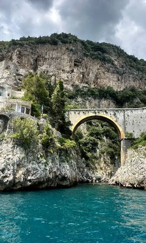 Costiera Amalfitana e Positano: Tour in barca con aperitivo e bagno + Gita di un giorno da Salerno