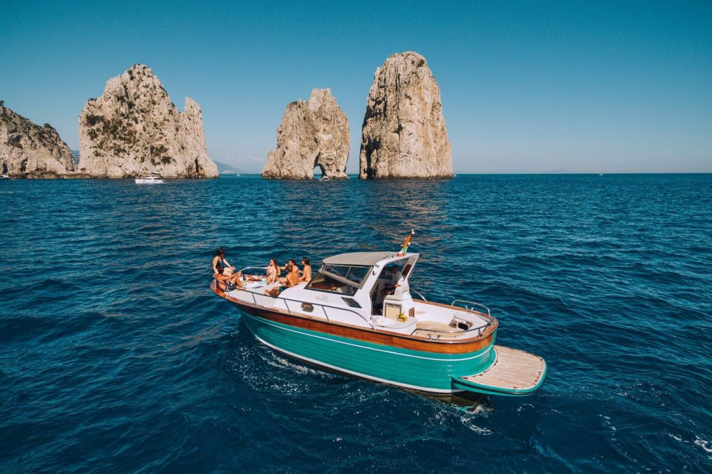 Excursão de barco a Capri saindo de Nápoles
