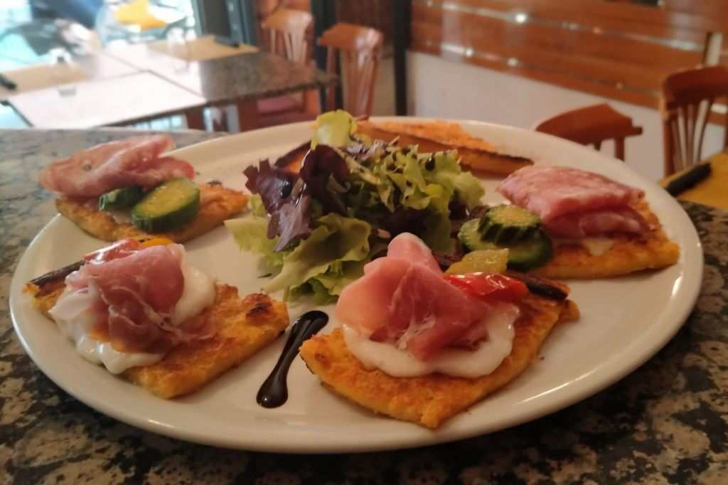 Pisa: Guided Food Tour