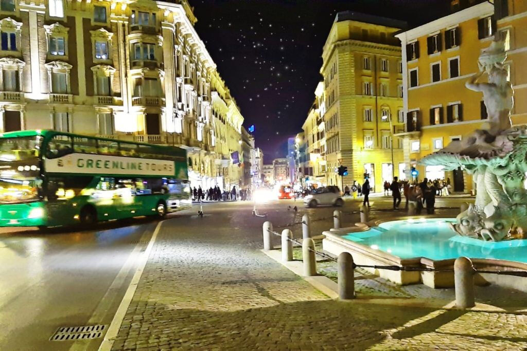 Green Line Tours Roma: Ônibus noturno Hop On Hop Off