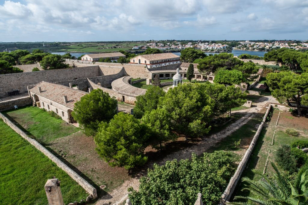 Menorca: Lazareto Island Guided Tour
