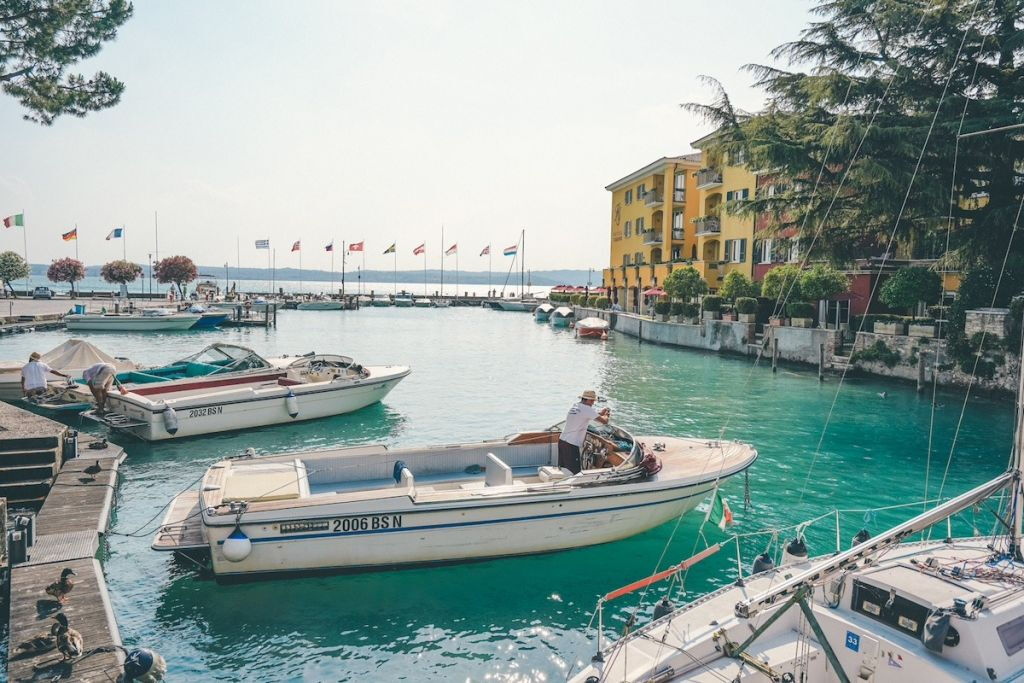 Sirmione: Walking Tour + Boat Tour