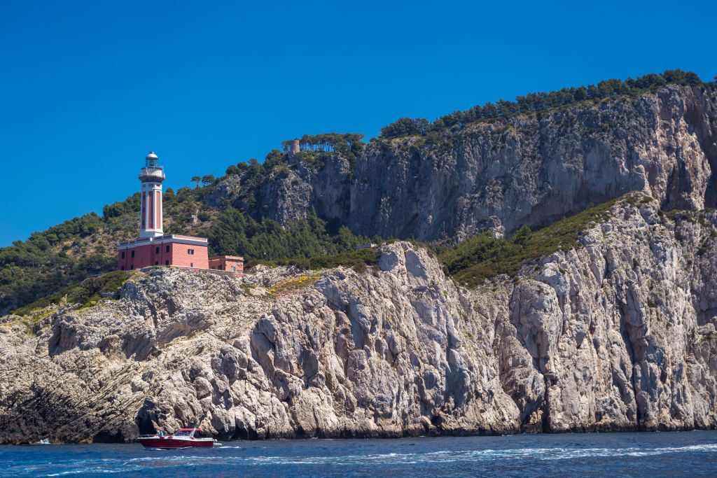 Capri: Passeio de barco + Degustação de Limoncello + Ida e volta de Vico Equense