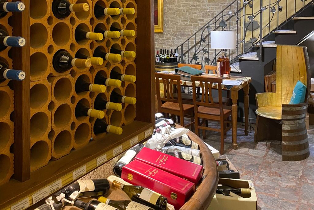 Firenze: Degustazione di vini + pranzo nel centro storico