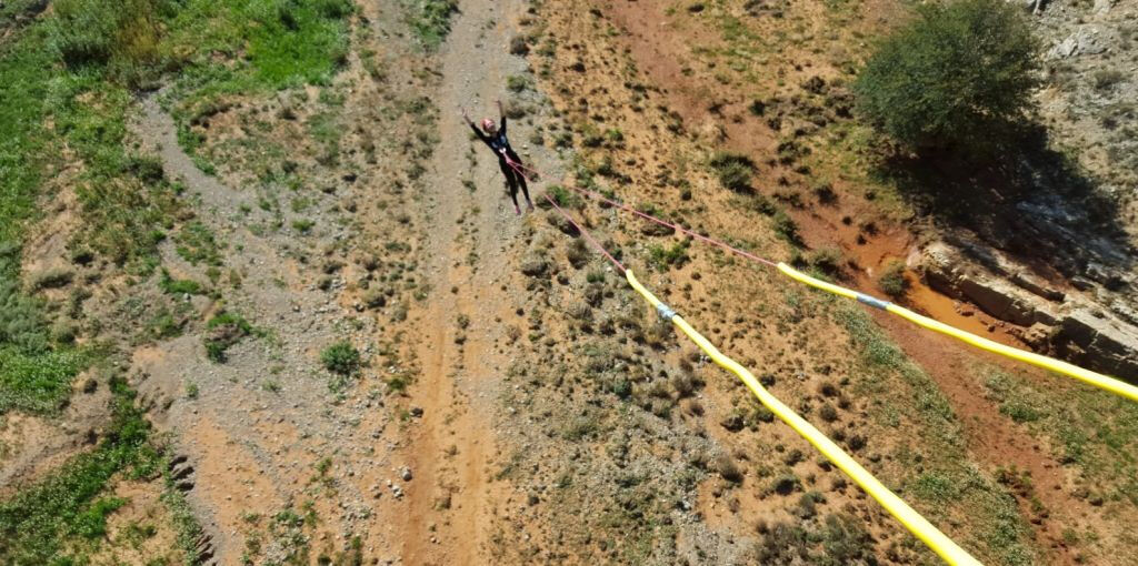 Actividades de aventura em Teruel - Bungee jumping em Alfambra
