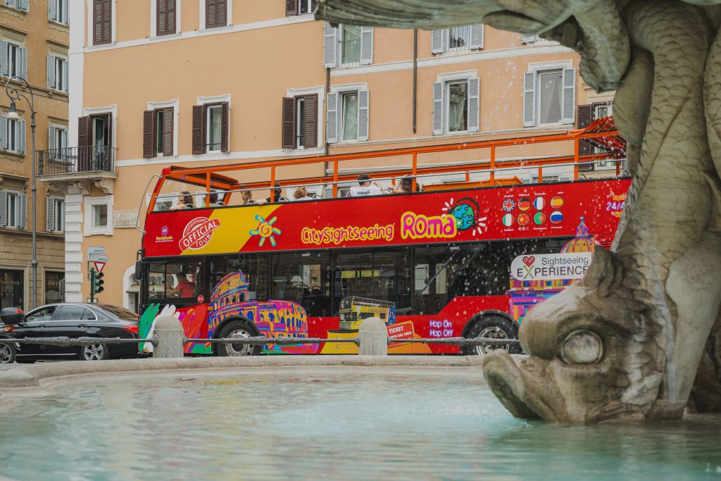 Roma: Bus Hop-on Hop-off + Trasferimenti da Civitavecchia