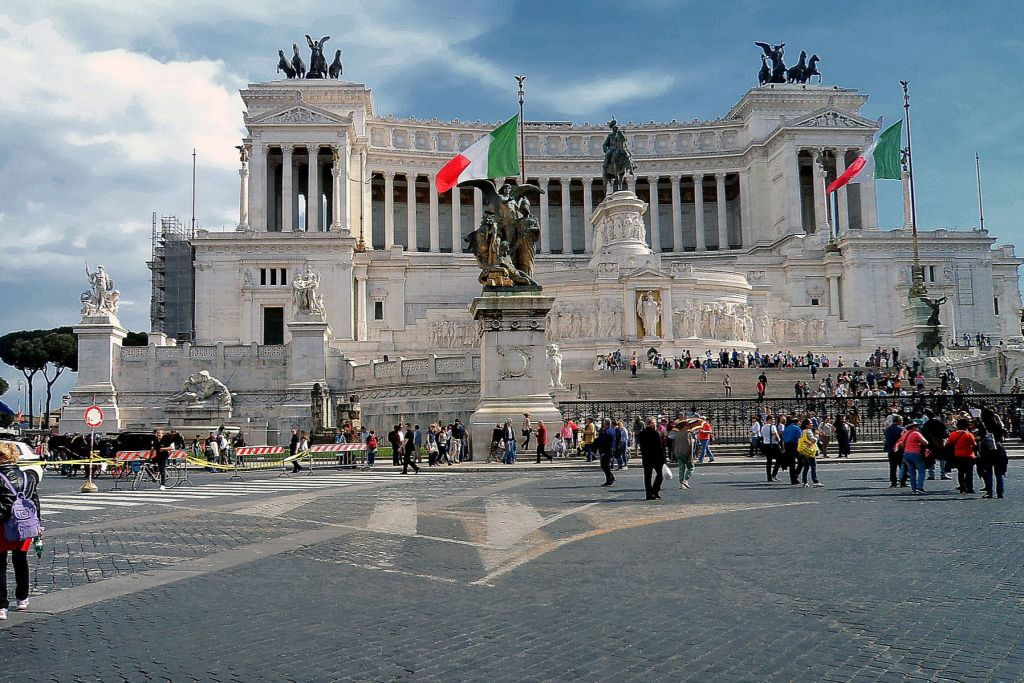 Roma: Bus Hop-on Hop-off + Trasferimenti da Civitavecchia