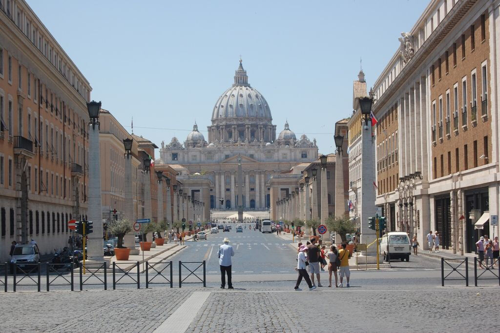 Roma: Bus Hop-on Hop-off + Trasferimenti da Civitavecchia