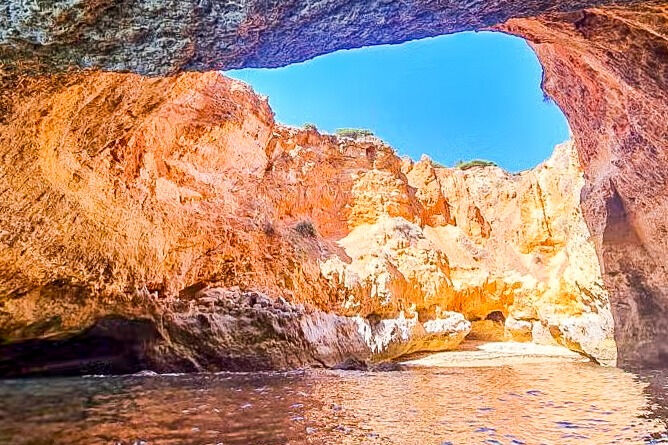 Portimão to Gruta do Paraíso Tour