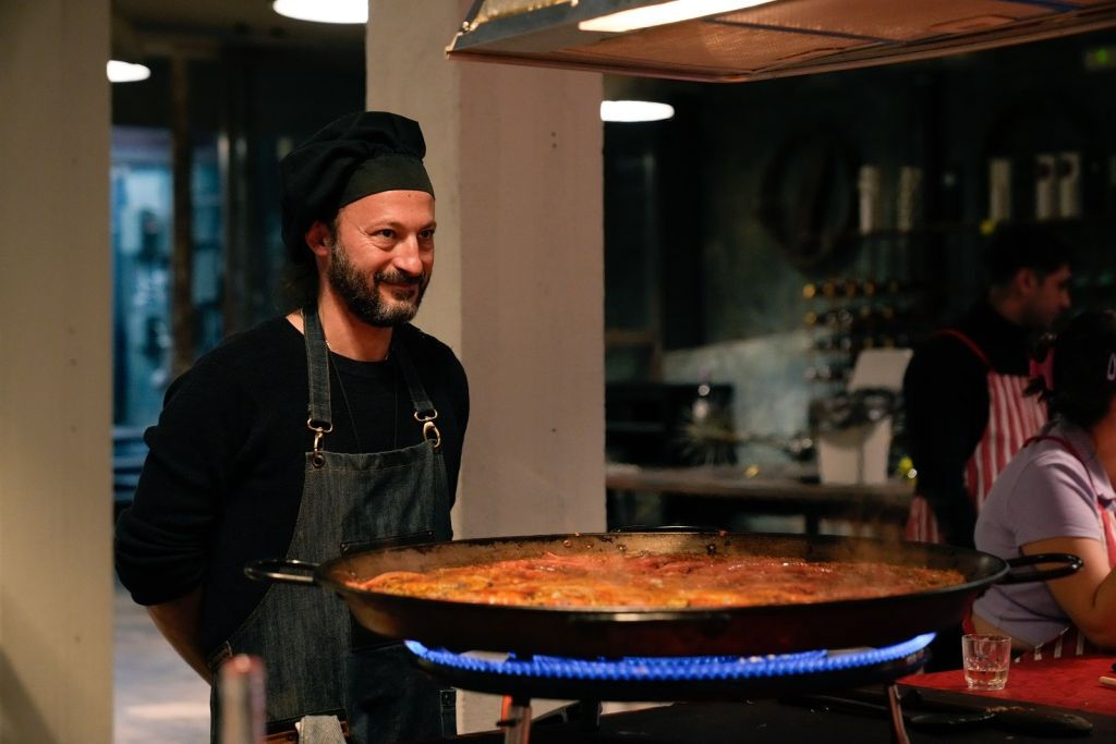 Barcelona: Paella Cooking Class