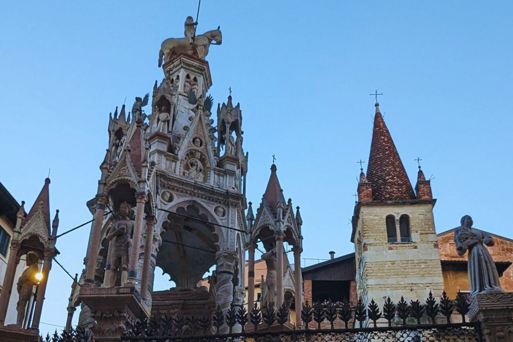 Dante a Verona: Tour a piedi dall'Inferno al Paradiso