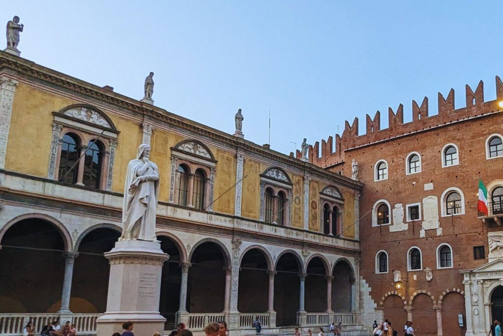 Dante a Verona: Tour a piedi dall'Inferno al Paradiso