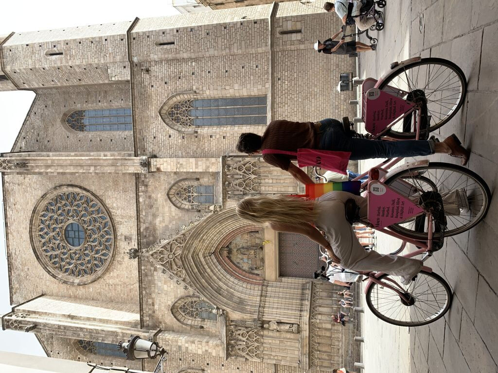 Passeio de bicicleta pela arte de rua de Barcelona