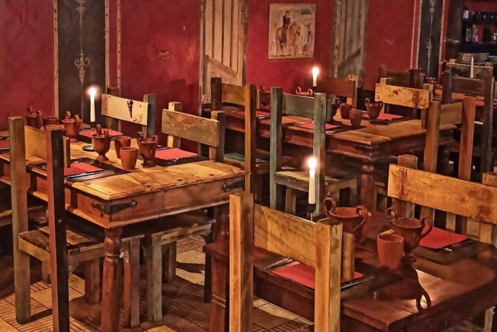Pompeya: Visita Guiada + Degustación y Comida + Ida y Vuelta desde Nápoles