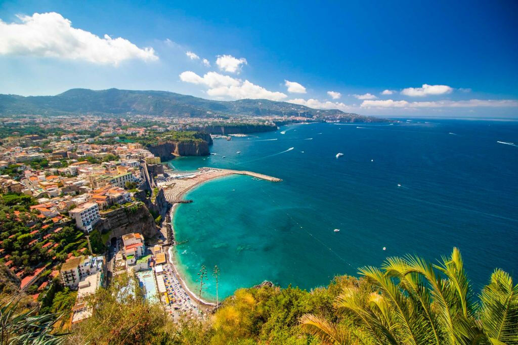Costa de Sorrento: Passeio de barco para pequenos grupos saindo de Nápoles