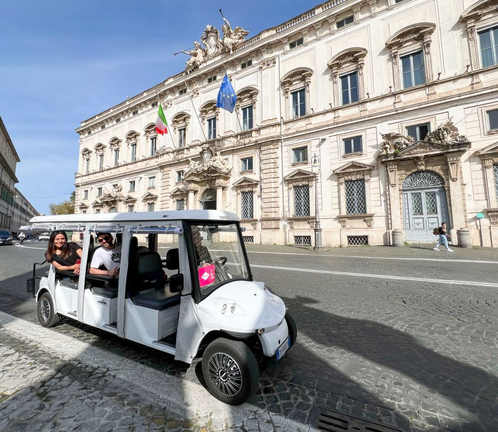 Roma: Passeio guiado de carrinho de golfe para pequenos grupos