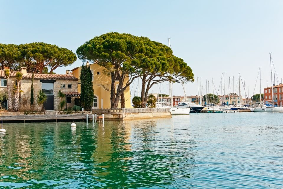 Saint-Tropez y Port Grimaud: Excursión de un día desde Niza