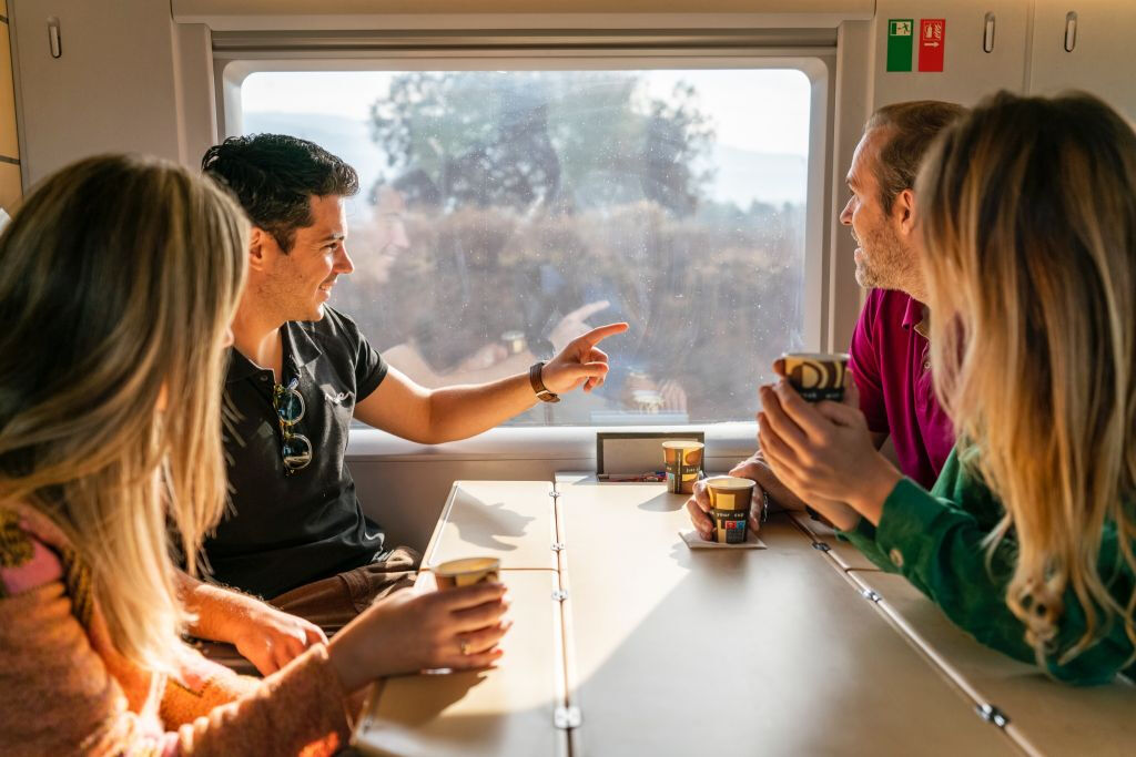 Siviglia: tour a piedi della città + viaggio di andata e ritorno da Madrid in treno