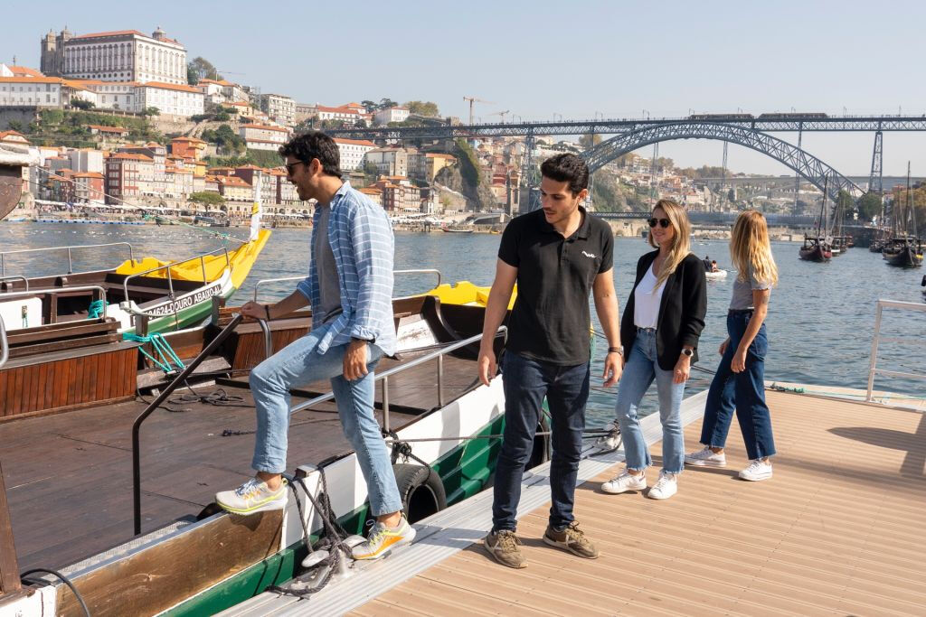 Oporto: Visita a pie, paseo en helicóptero y crucero por el río