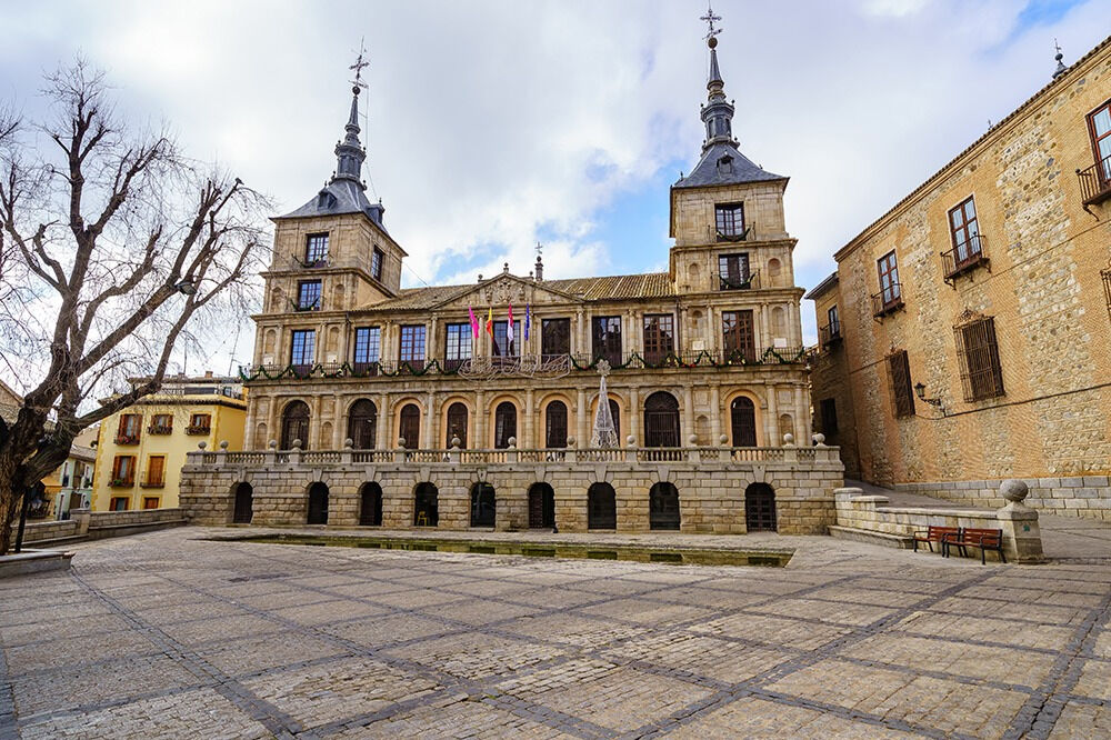 De Madri: Excursão medieval de dia inteiro em Toledo e Ávila