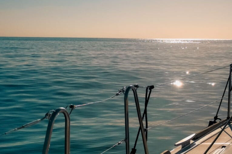 Barcelona: Sunrise Sailing with Paddle Board and Drinks & Snacks