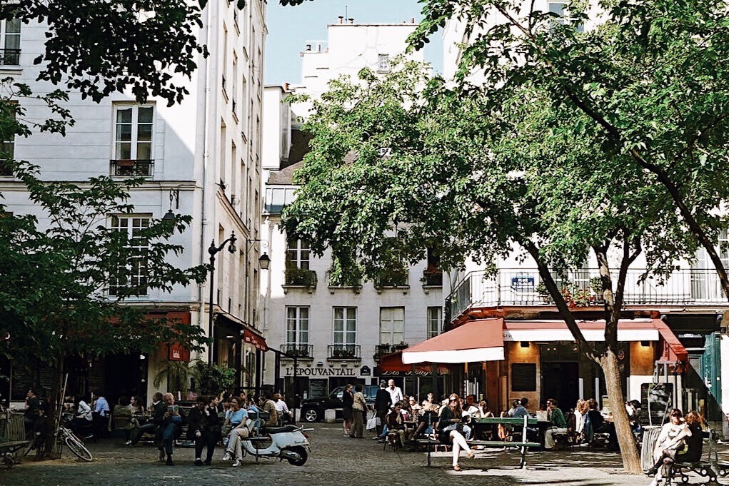 Le Marais & Jewish Quarter: Guided Walking Tour