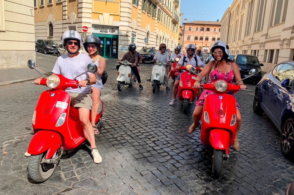 Visite de Rome en Vespa