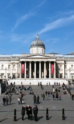 "The Murder at Trafalgar Square: Interactive Mystery Hunt in London"