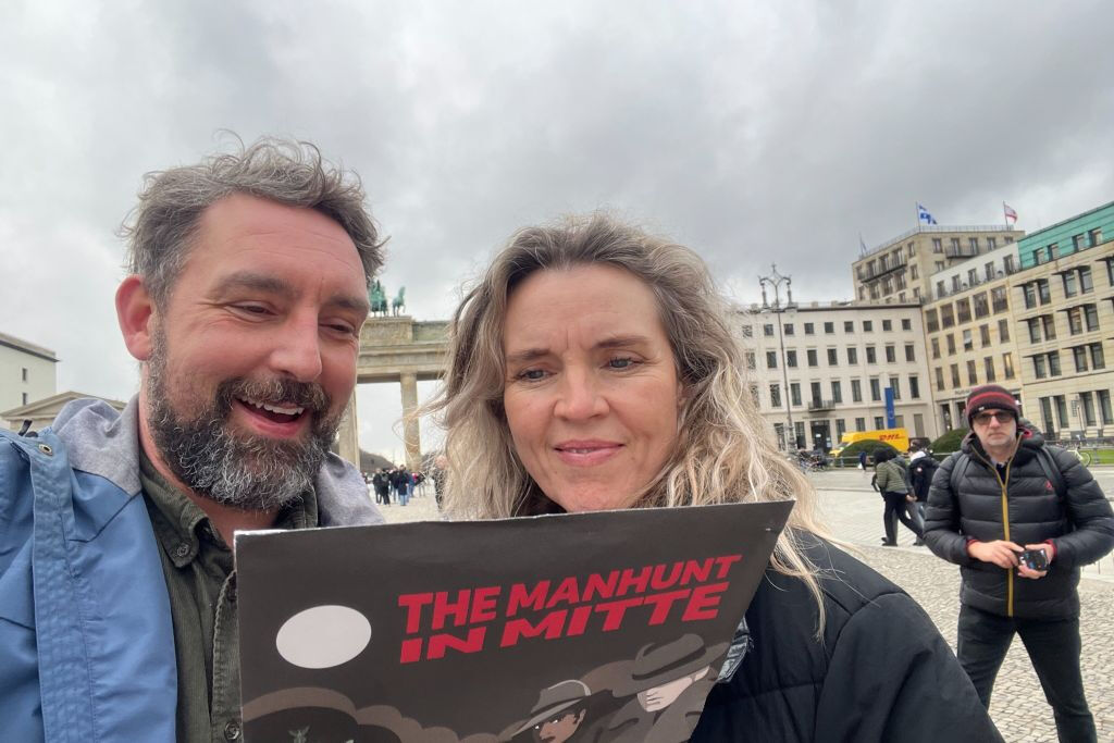The Manhunt in Mitte: Interactive Mystery Hunt in Berlin