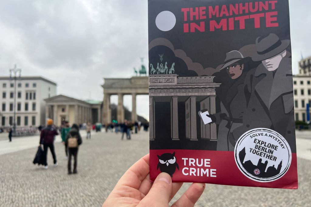 The Manhunt in Mitte: Interactive Mystery Hunt in Berlin