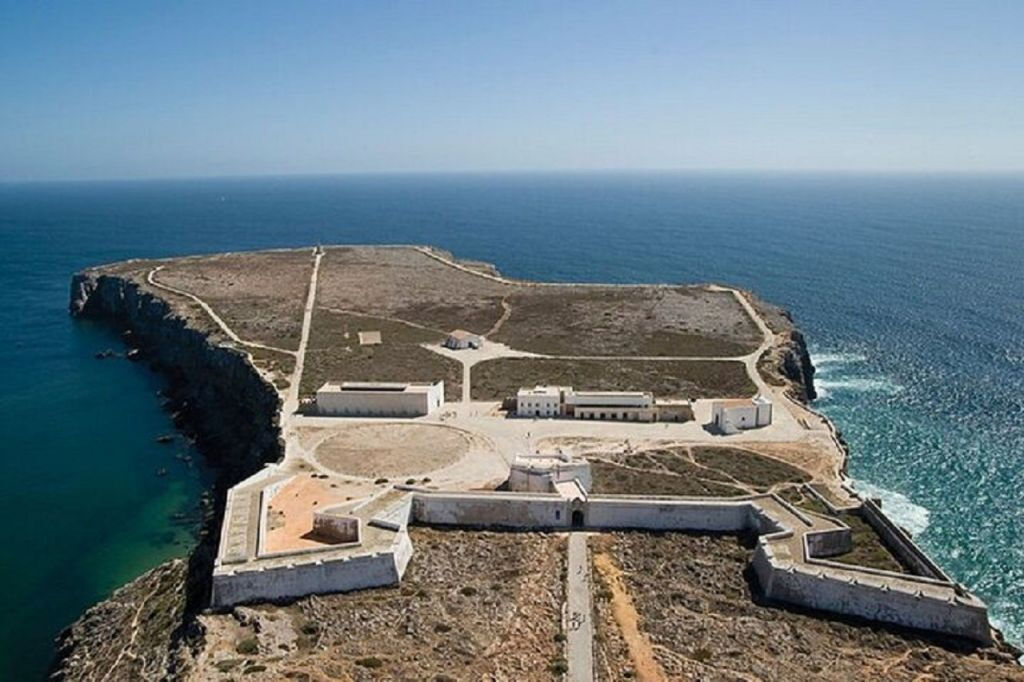 Half-Day Lagos and Sagres Highlights Tour
