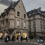 De Compras por París: Moda francesa, fragancias y diversión en el Marais