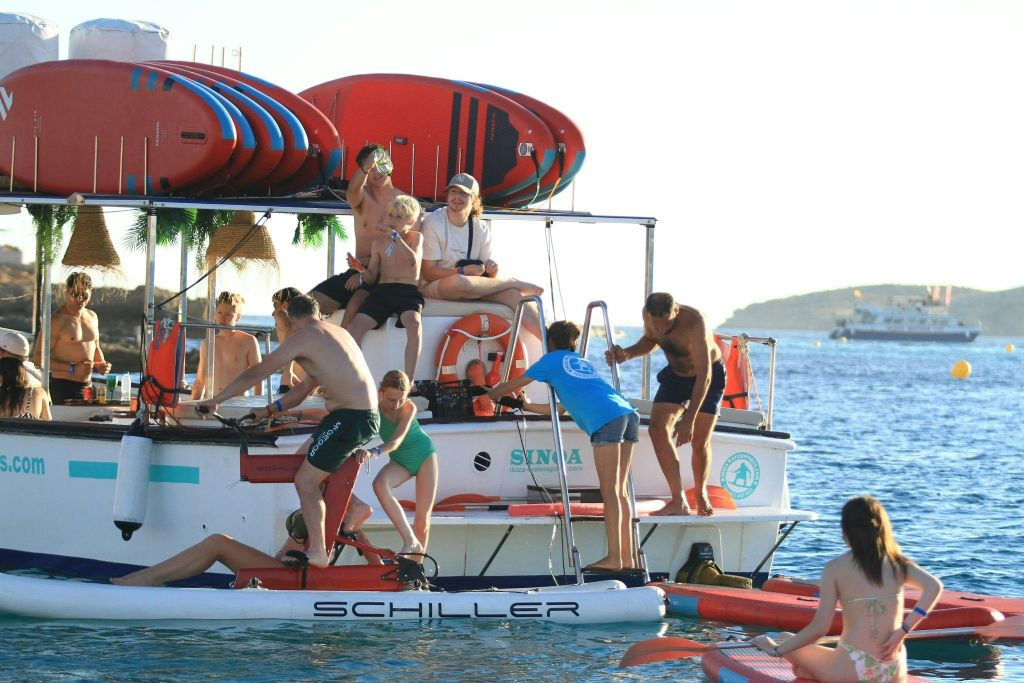 Ibiza: Midday Boat Tour Cala Bassa, Cala Comte & Caves