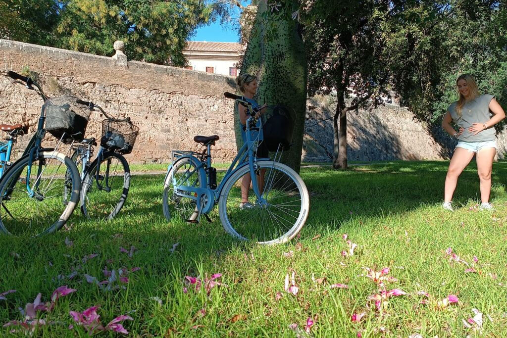 "Grand City" Private Guided Tour (In English)