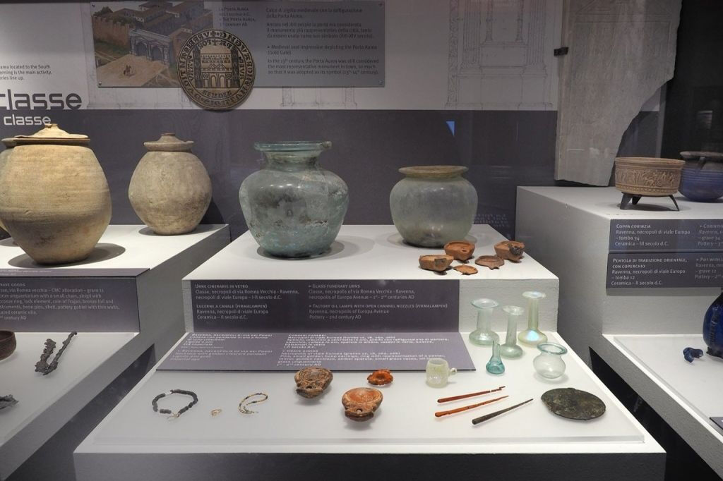 Museo Classis y Catedral de Santa Apollinare: Entrada